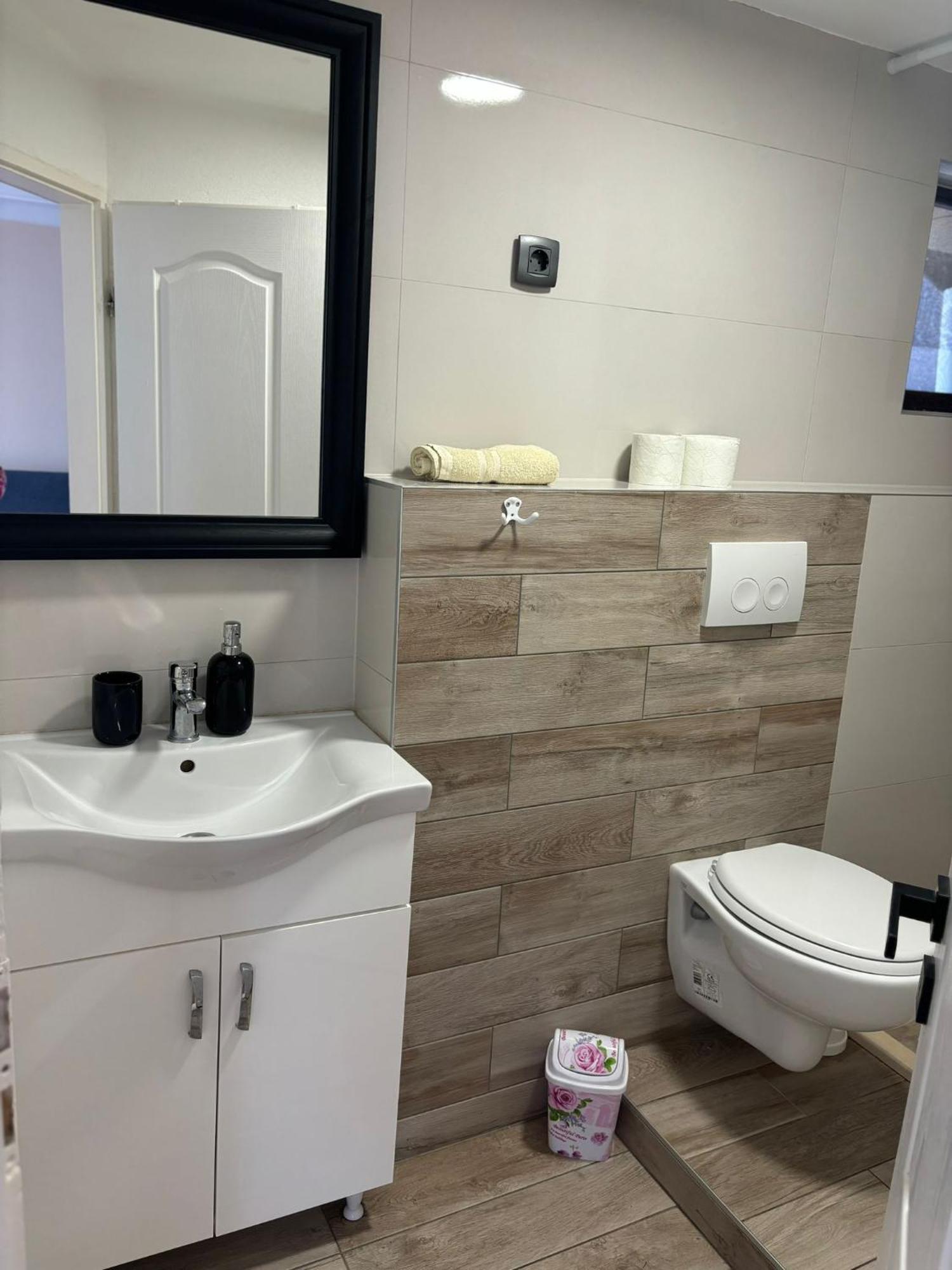 Apartmani Bosnjak Starigrad Paklenica Δωμάτιο φωτογραφία