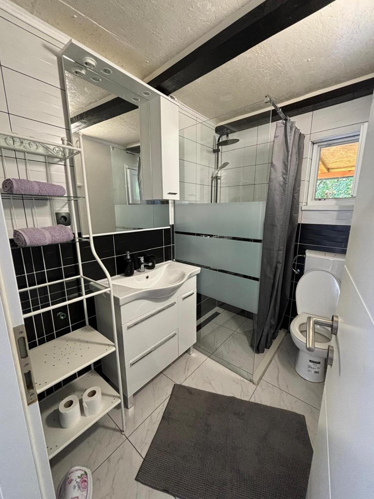 Apartmani Bosnjak Starigrad Paklenica Δωμάτιο φωτογραφία